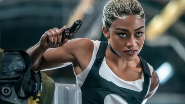 阿德琳·鲁道夫饰演的吉塔娜角色海报