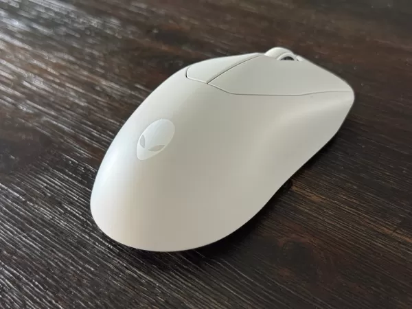 Alienware Pro Mouse with charging cable