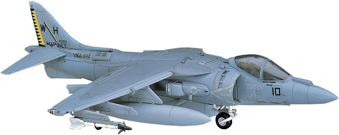 Hasegawa 1:72 AV-8b Harrier II Plus